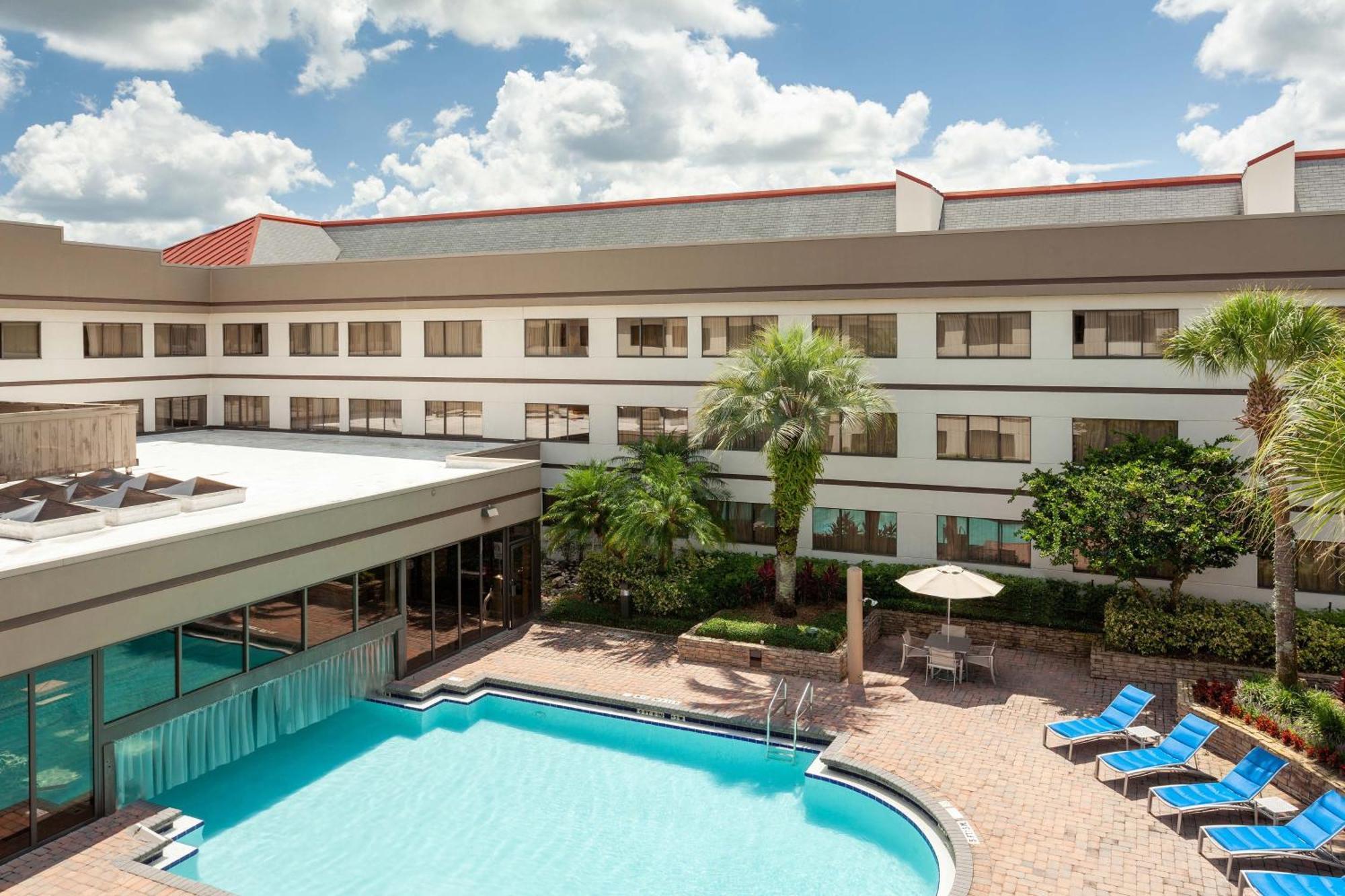 Sheraton Suites Orlando Airport Hotel Eksteriør billede